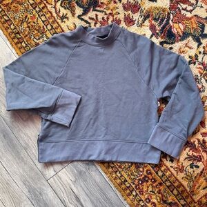 On Cloud Crew neck sweater